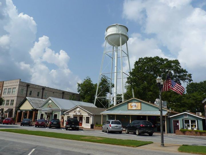 Senoia, Georgia: A Journey into the Heart of The Walking Dead and Beyond